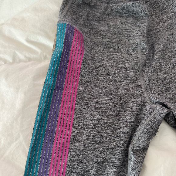 SPIRITUAL GANGSTER size medium leggings - Picture 2 of 2